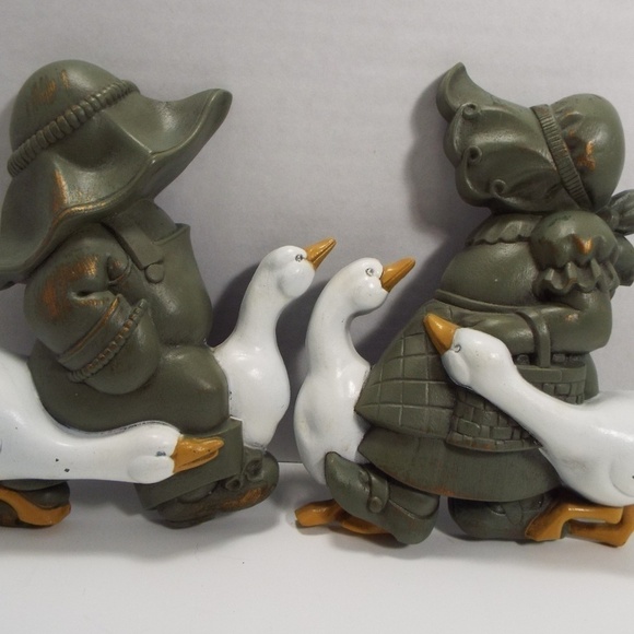 VINTAGE Burwood Geese and Child Wall Art Decor - Picture 8 of 8